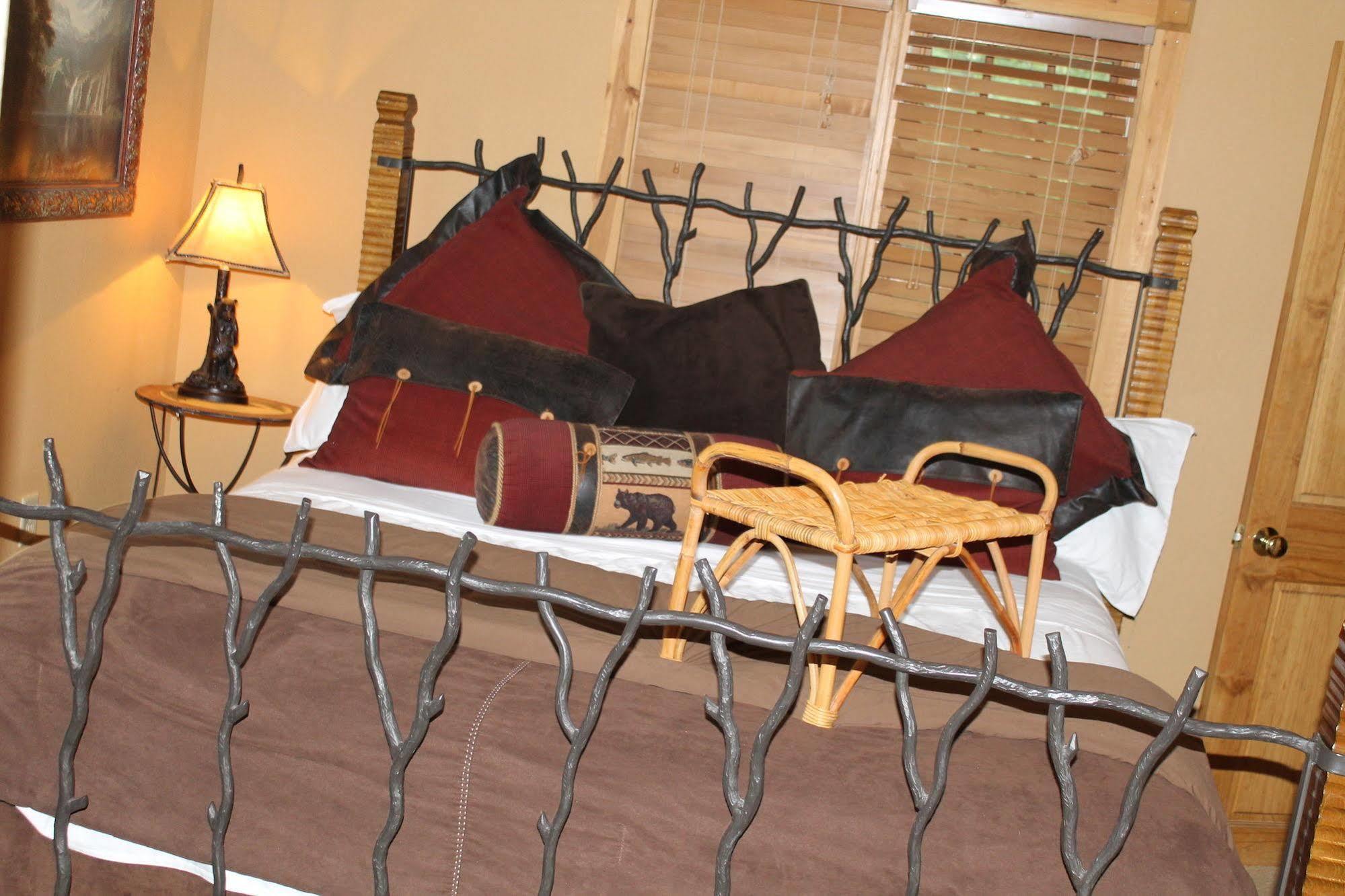Bear Creek Lodge Cabin Resort Reeds Spring Экстерьер фото