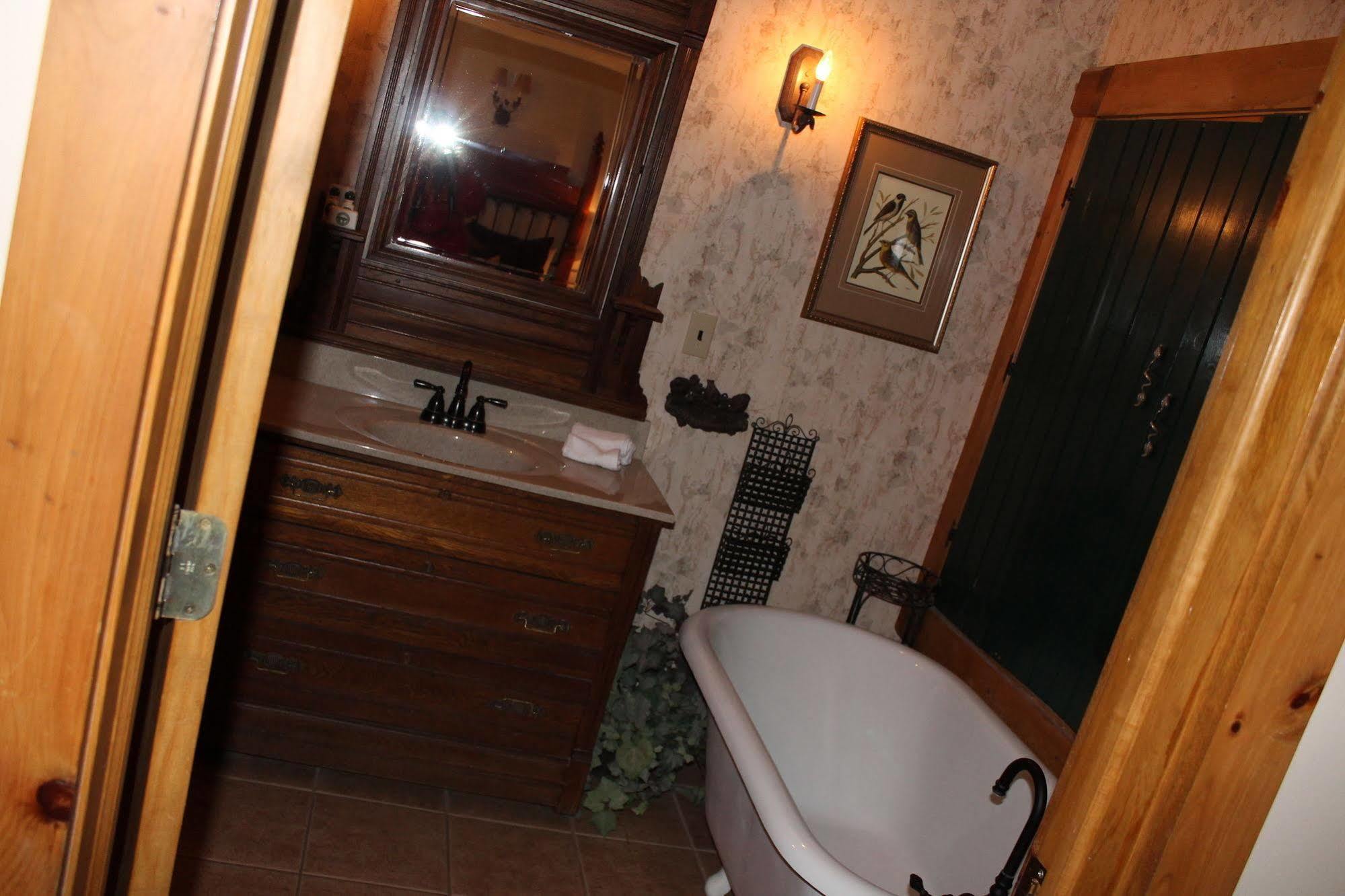 Bear Creek Lodge Cabin Resort Reeds Spring Экстерьер фото