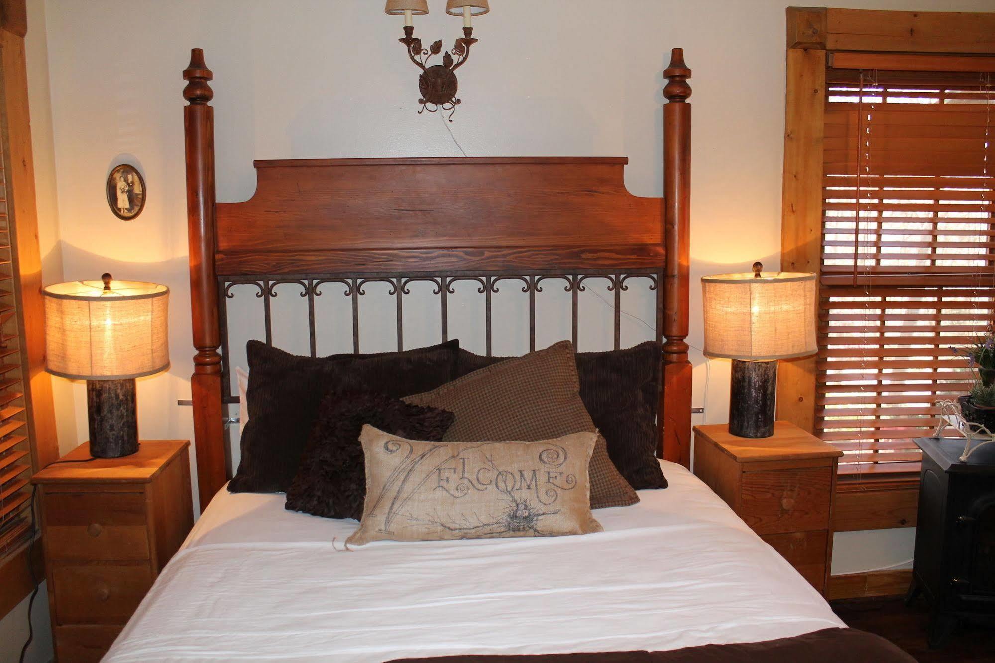 Bear Creek Lodge Cabin Resort Reeds Spring Экстерьер фото